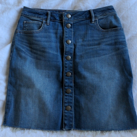 Abercrombie & Fitch high waisted denim skirt - Picture 1 of 3